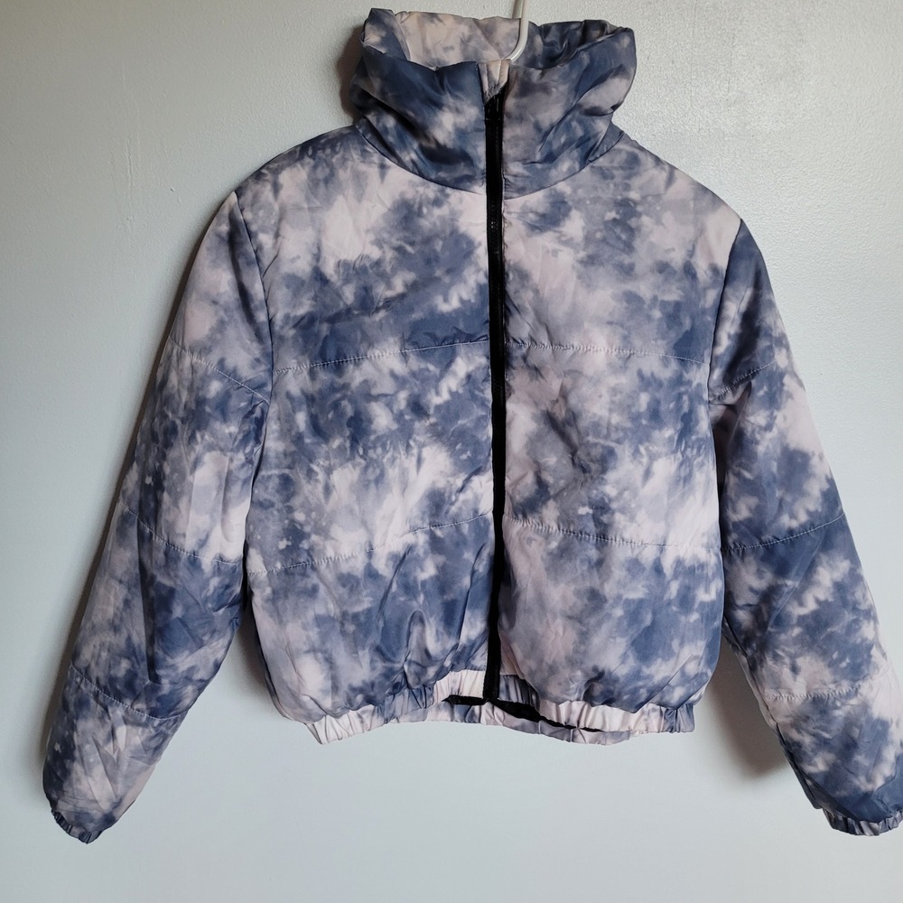 Wild Fable Women's Tie Dye Puffer Jacket Cropped Blue White Size S Winter Zip Up